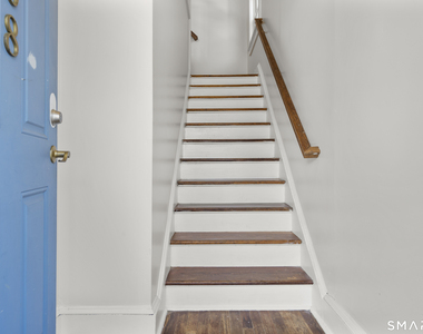 768 Stratford Avenue - Photo Thumbnail 2