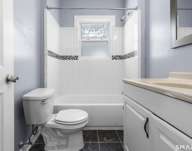 768 Stratford Avenue - Photo Thumbnail 15