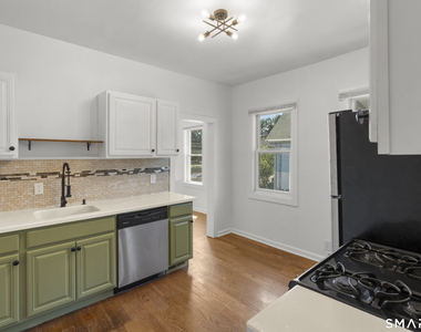 768 Stratford Avenue - Photo Thumbnail 11