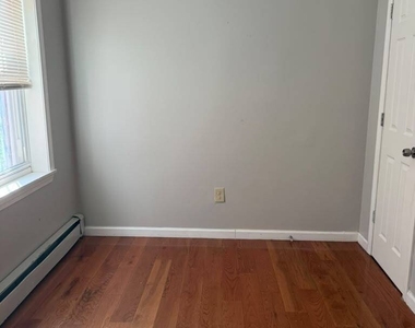 62-64 Bedford Street - Photo Thumbnail 4