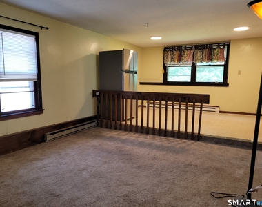 1218 Main Street - Photo Thumbnail 4