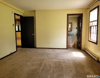 1218 Main Street - Photo Thumbnail 10
