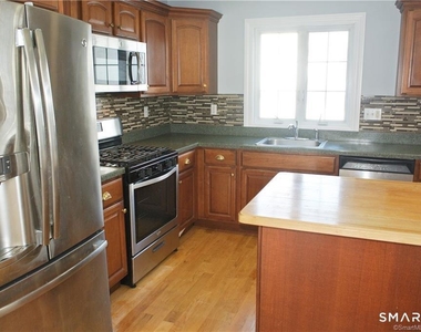 1260 Cutspring Road - Photo Thumbnail 2