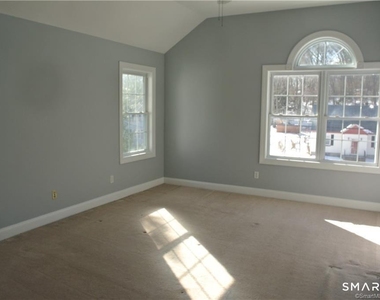 1260 Cutspring Road - Photo Thumbnail 12