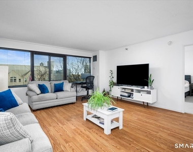 127 Greyrock Place - Photo Thumbnail 4