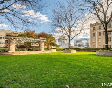 127 Greyrock Place - Photo Thumbnail 17