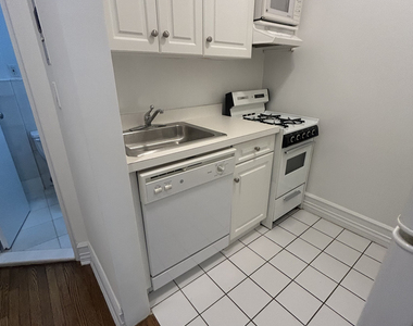  East 83rd Street - Photo Thumbnail 4