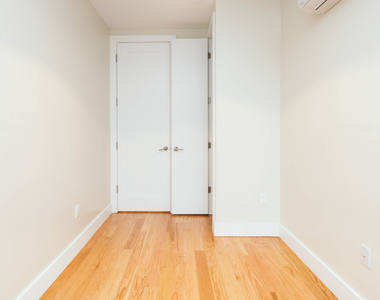 189 Johnson Ave - Photo Thumbnail 7