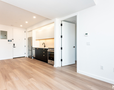 654 Madison St - Photo Thumbnail 5