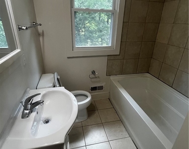871 W Ingomar Rd - Photo Thumbnail 4