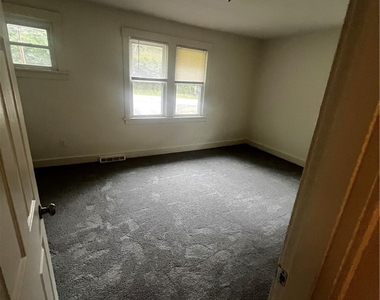 871 W Ingomar Rd - Photo Thumbnail 16
