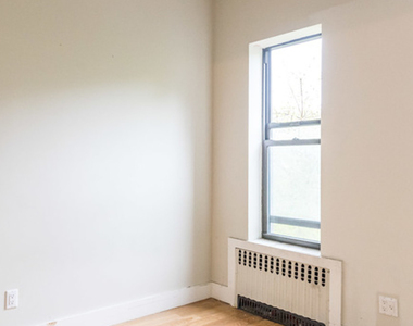 338 Melrose St - Photo Thumbnail 13