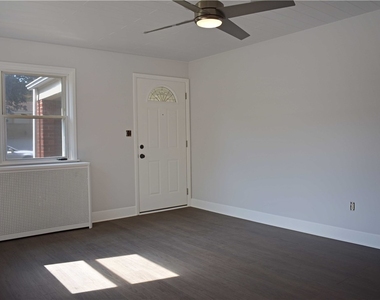 905 Burchfield Rd - Photo Thumbnail 20