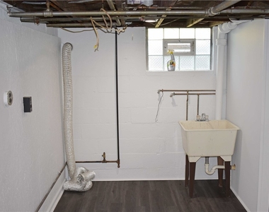 905 Burchfield Rd - Photo Thumbnail 29