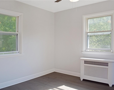 905 Burchfield Rd - Photo Thumbnail 22