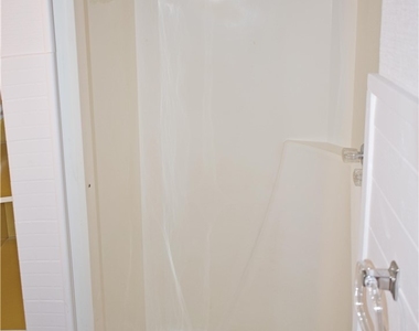 905 Burchfield Rd - Photo Thumbnail 32