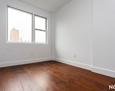 2114 Fulton St - Photo Thumbnail 7