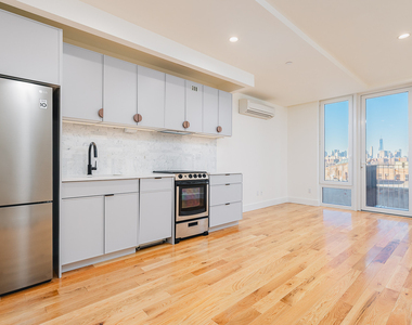 33 Franklin St - Photo Thumbnail 2