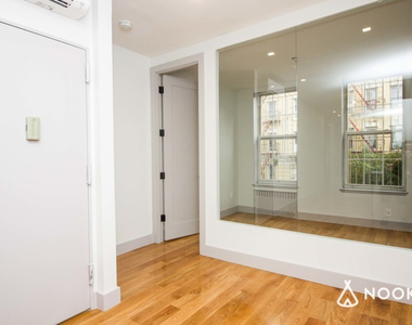 379 S 5th St - Photo Thumbnail 8