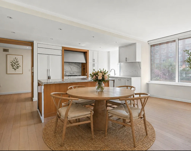 80 Battery Place - Photo Thumbnail 1