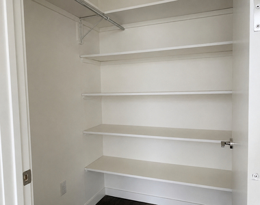 179 North 7th Street - Photo Thumbnail 6