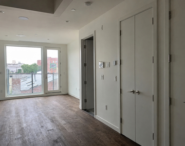 179 North 7th Street - Photo Thumbnail 2