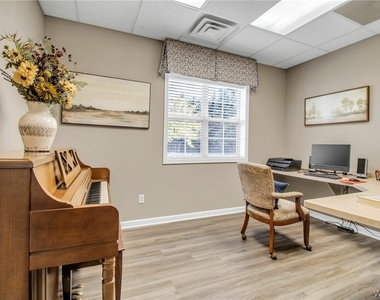 4100 Stonegate - Photo Thumbnail 14