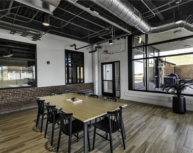 628 Ellicott Street - Photo Thumbnail 35