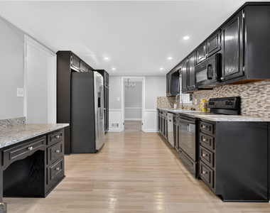4854 Springfield Drive - Photo Thumbnail 16