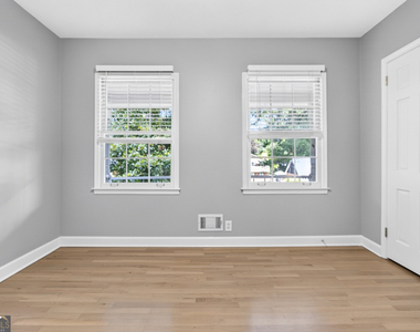 4854 Springfield Drive - Photo Thumbnail 31