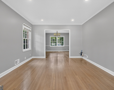 4854 Springfield Drive - Photo Thumbnail 24