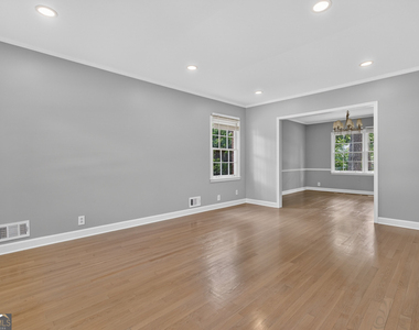 4854 Springfield Drive - Photo Thumbnail 25