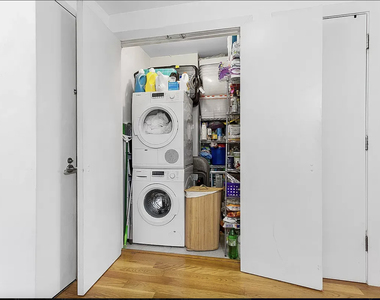222 East 111th Street - Photo Thumbnail 5