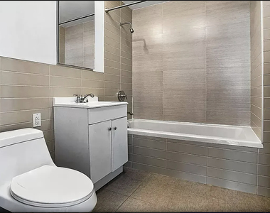 222 East 111th Street - Photo Thumbnail 4