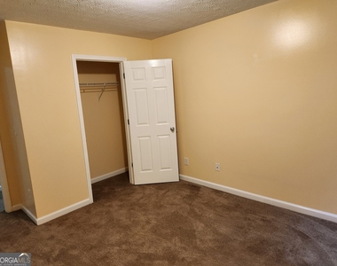 2135 Pine View Trail - Photo Thumbnail 6