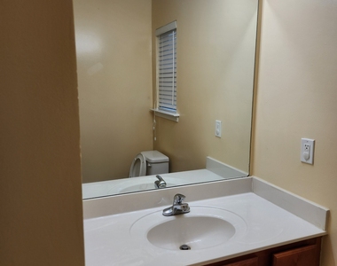 2135 Pine View Trail - Photo Thumbnail 19