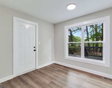 1238 Se Trenton Street Se - Photo Thumbnail 16