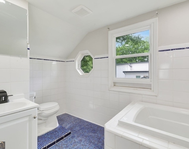 1238 Se Trenton Street Se - Photo Thumbnail 27