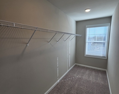 4 Silver Lane - Photo Thumbnail 19