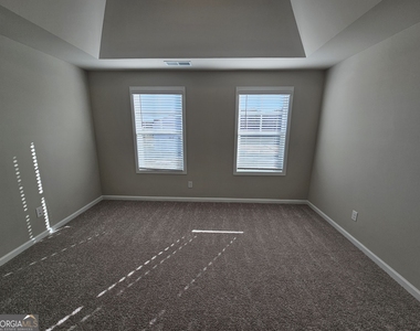 4 Silver Lane - Photo Thumbnail 16