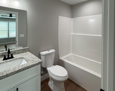 232 Brad Street - Photo Thumbnail 15