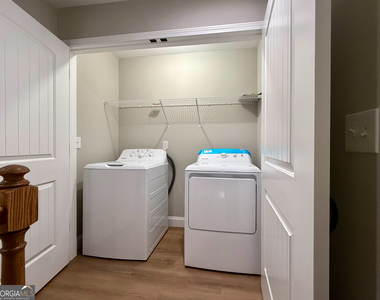 232 Brad Street - Photo Thumbnail 12