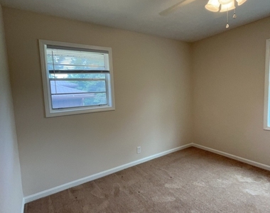 1430 High Meadow Drive - Photo Thumbnail 6