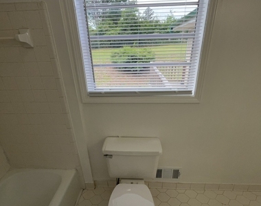 1430 High Meadow Drive - Photo Thumbnail 12