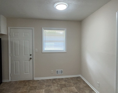 1430 High Meadow Drive - Photo Thumbnail 4