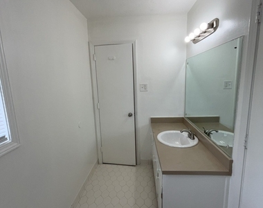 1430 High Meadow Drive - Photo Thumbnail 18