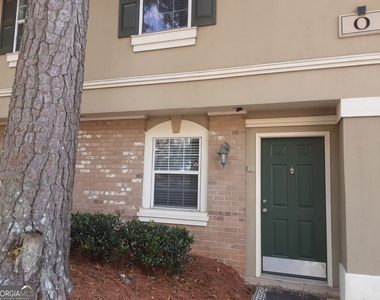 6900 Roswell Road - Photo Thumbnail 2