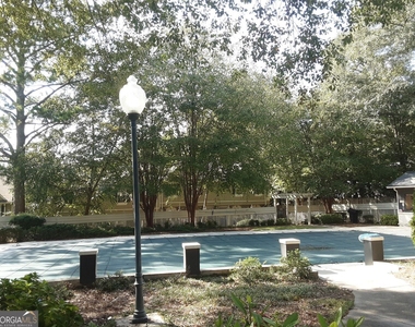 6900 Roswell Road - Photo Thumbnail 3