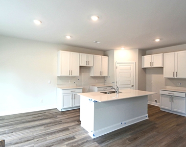 121 Buckeye Road - Photo Thumbnail 7