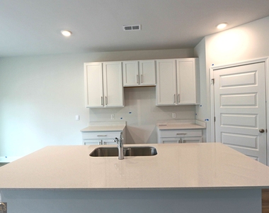 121 Buckeye Road - Photo Thumbnail 5